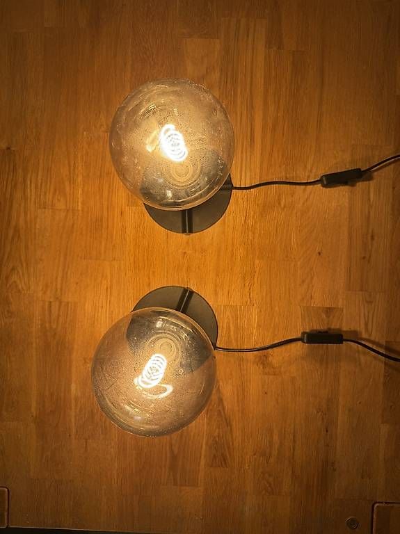 Lampade: 2 Tischlampen mit IKEA Globe-Leuchtmitteln – Usato da Zufikon venduto da mronioon 2