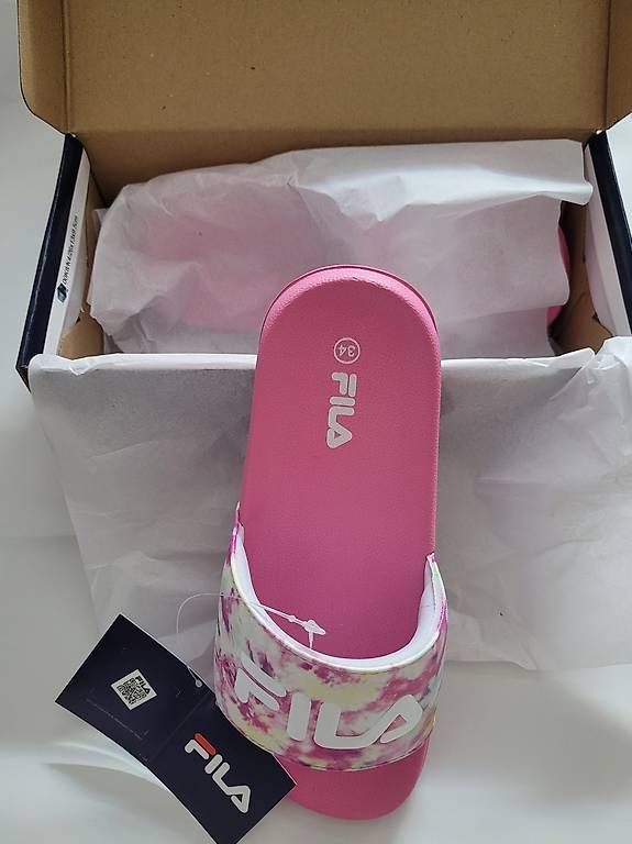 Fila Schuhe für Mädchen: Bade Pantoletten Gr. 34 Marke Fila – Neu und originalverpackt aus Grüsch von Wiiwarm