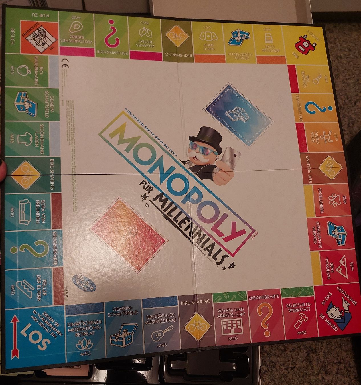Hasbro Giochi: Monopoly für Millennials – Nuovo (secondo la descrizione) da St. Gallen venduto da Jawals 2