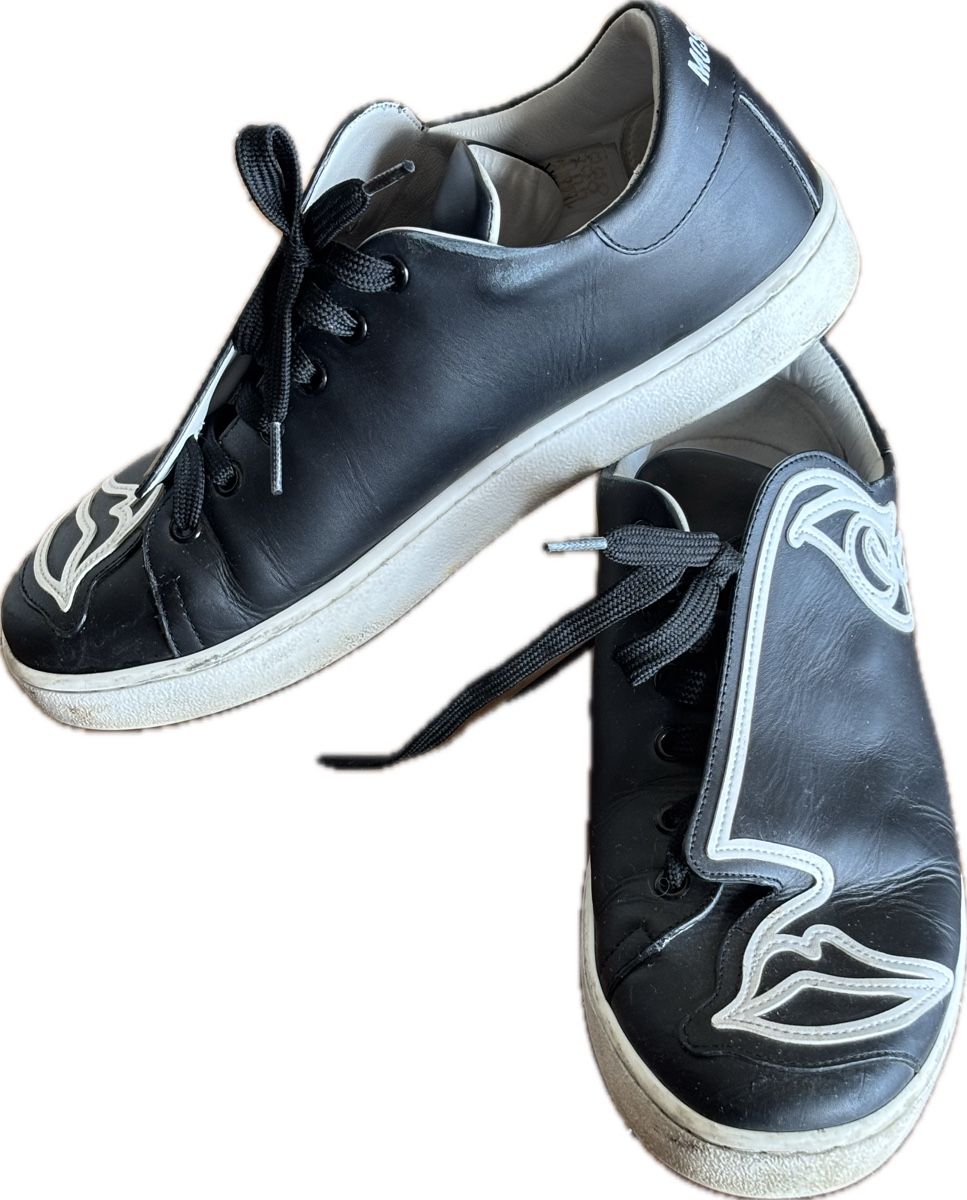 Moschino Scarpe da donna: Baskets Moschino 40 – Usato da Dotzigen venduto da SecondHandGems