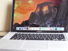 MacBook Pro " Core i5" 2,4 15" Mid-2010