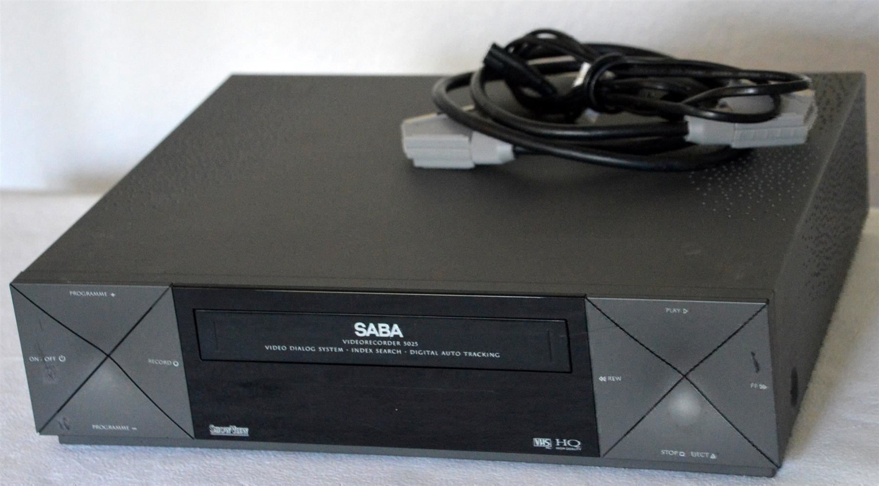 Registratori: Videorecorder VHS  Saba VR5025 magnétoscope – Usato da Collonges venduto da arashee