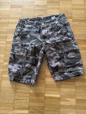 True Religion Shorts neu 