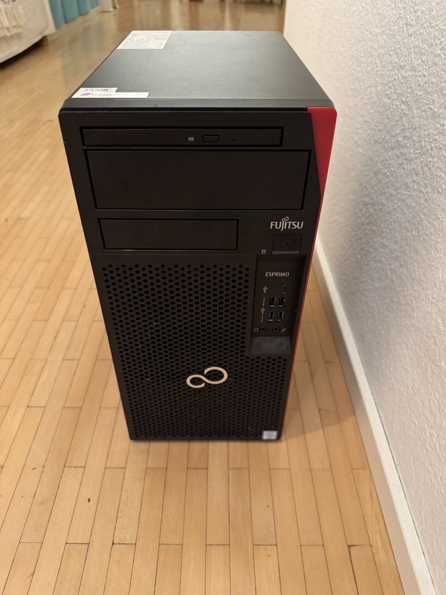 Fujitsu PC: Fujitsu ESPRIMO P957 Desktop-PC – Intel Core i5 – Difettoso da Adliswil venduto da Busys