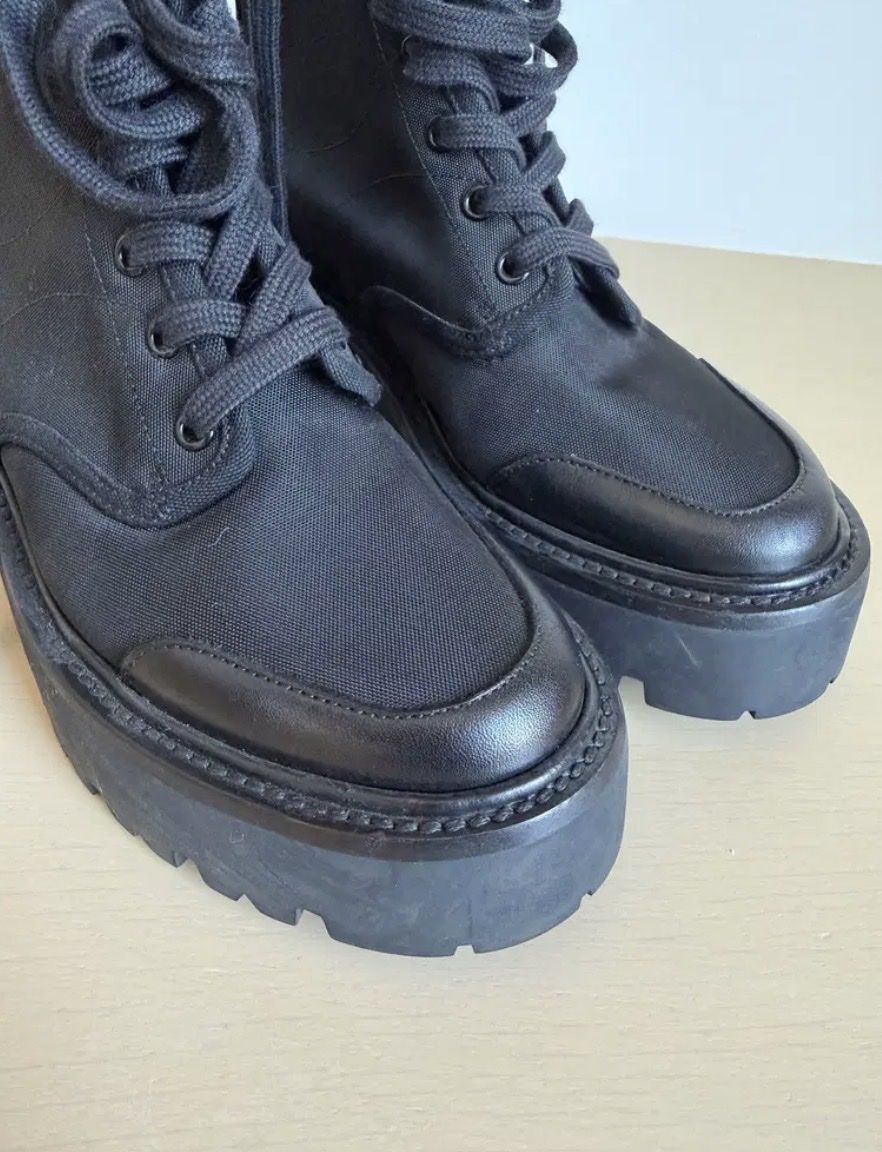 Celine Damenschuhe: Celine Stiefel – Gebraucht aus Lausanne von LadyGSx 2