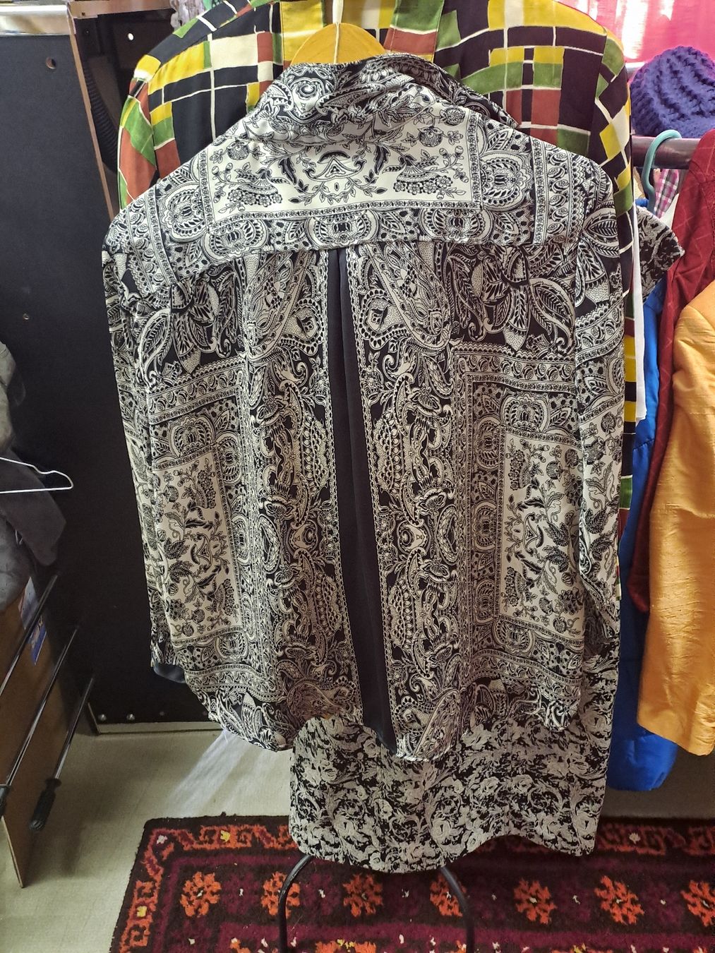 Chemisiers: Damen Bluse Langarm Print Grösse 40 – D'occasion à Zürich par Schoebi19 2