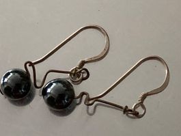 Boucles d’oreilles avec perles hématite