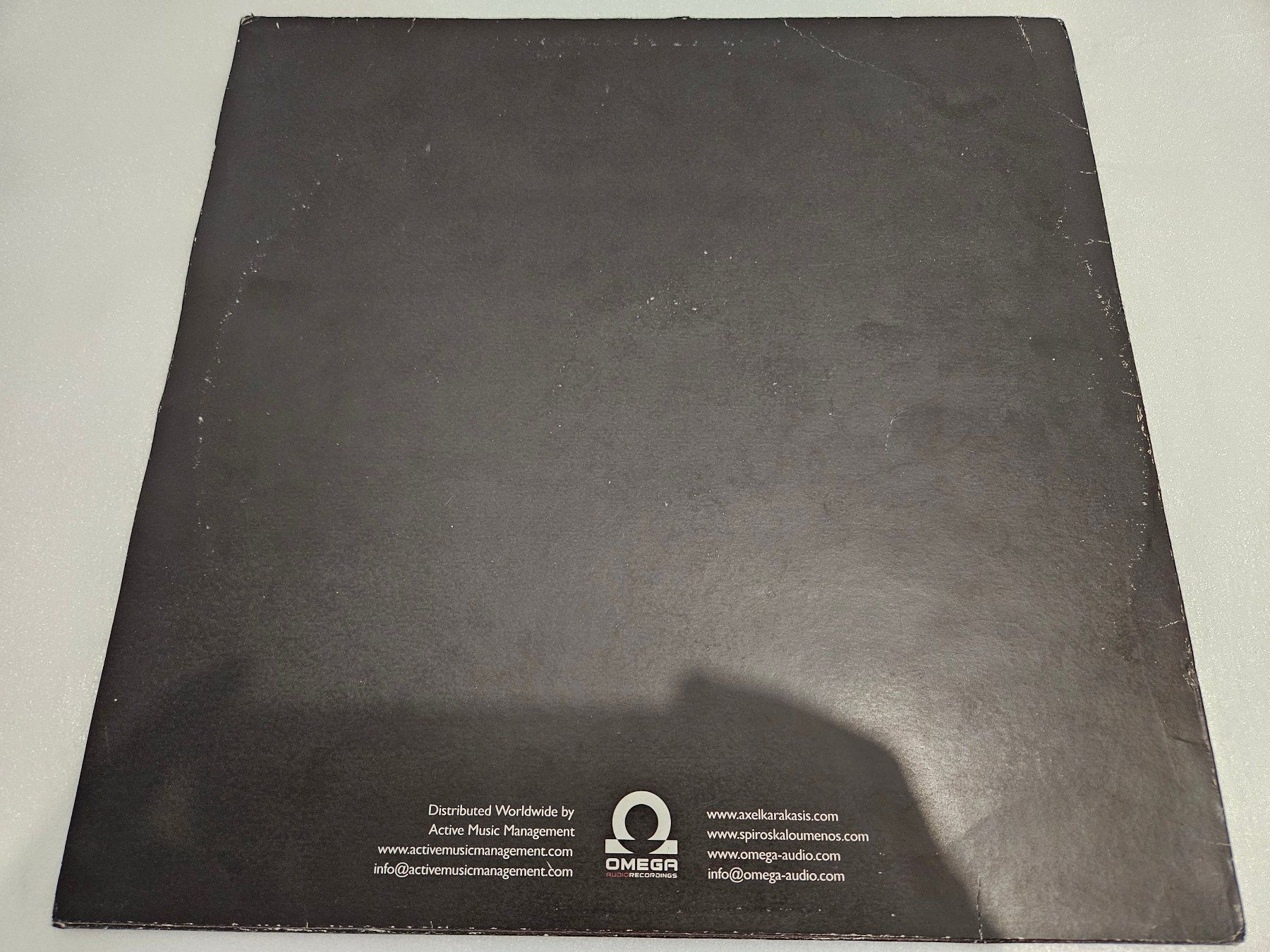 Dischi in vinile: Axel Karakasis – Pull The Trigger (Techno) – Usato da Uster venduto da Vinyl-Leidenschaft 1