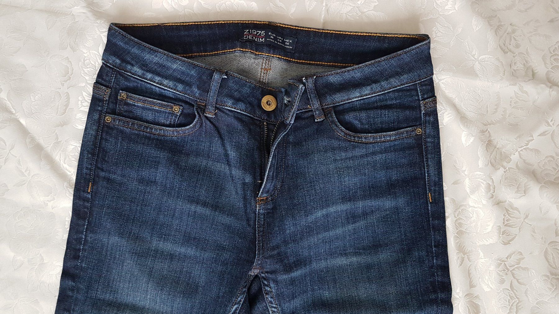 Jeans: Jeans von Zara, Gr 34 – Gebraucht aus Basel von Luzora 2