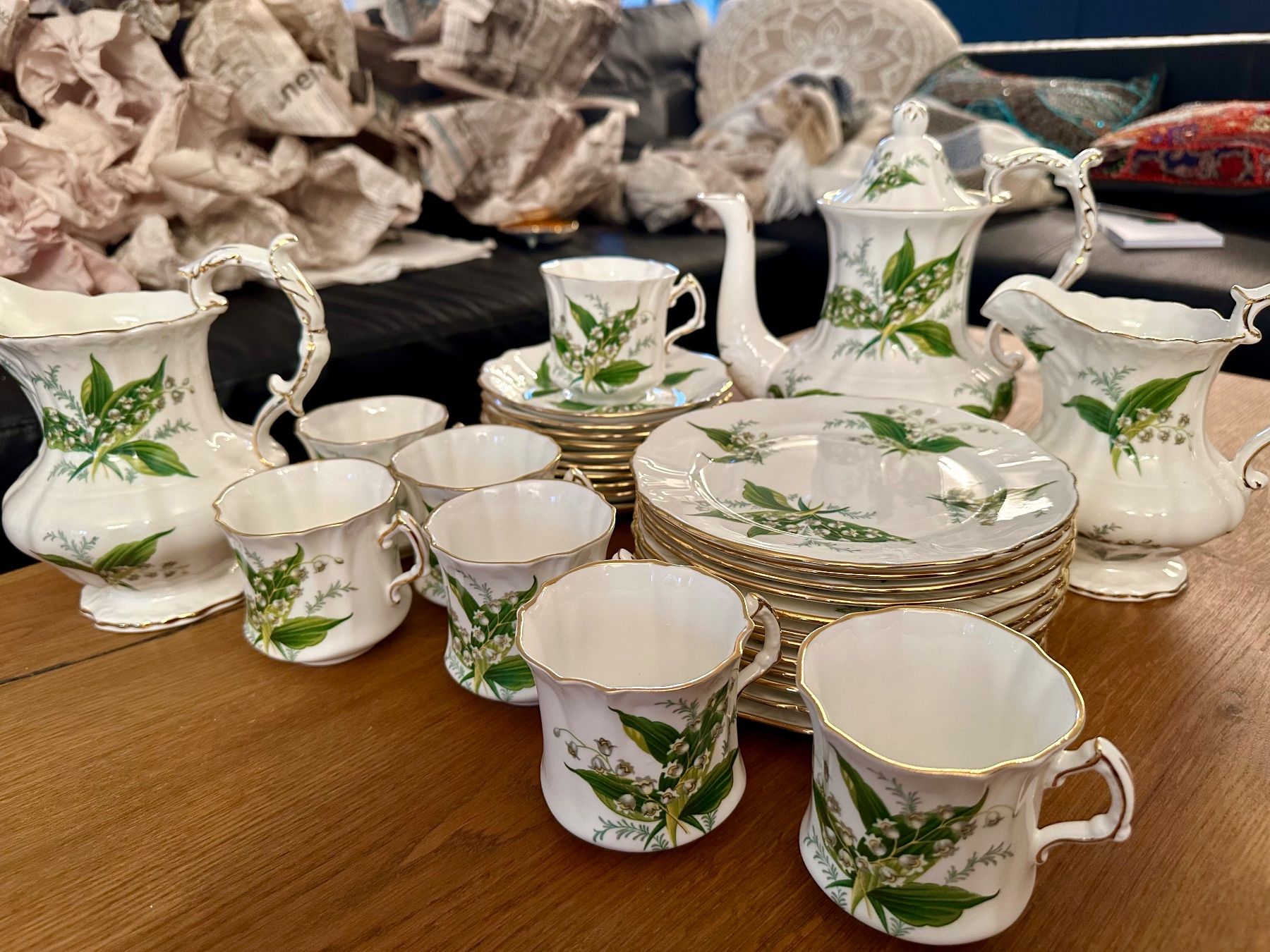 Set di piatti: Kaffeeservice Porzellan – Nuovo e nell'imballaggio originale da Zürich venduto da mar_ncs5 1