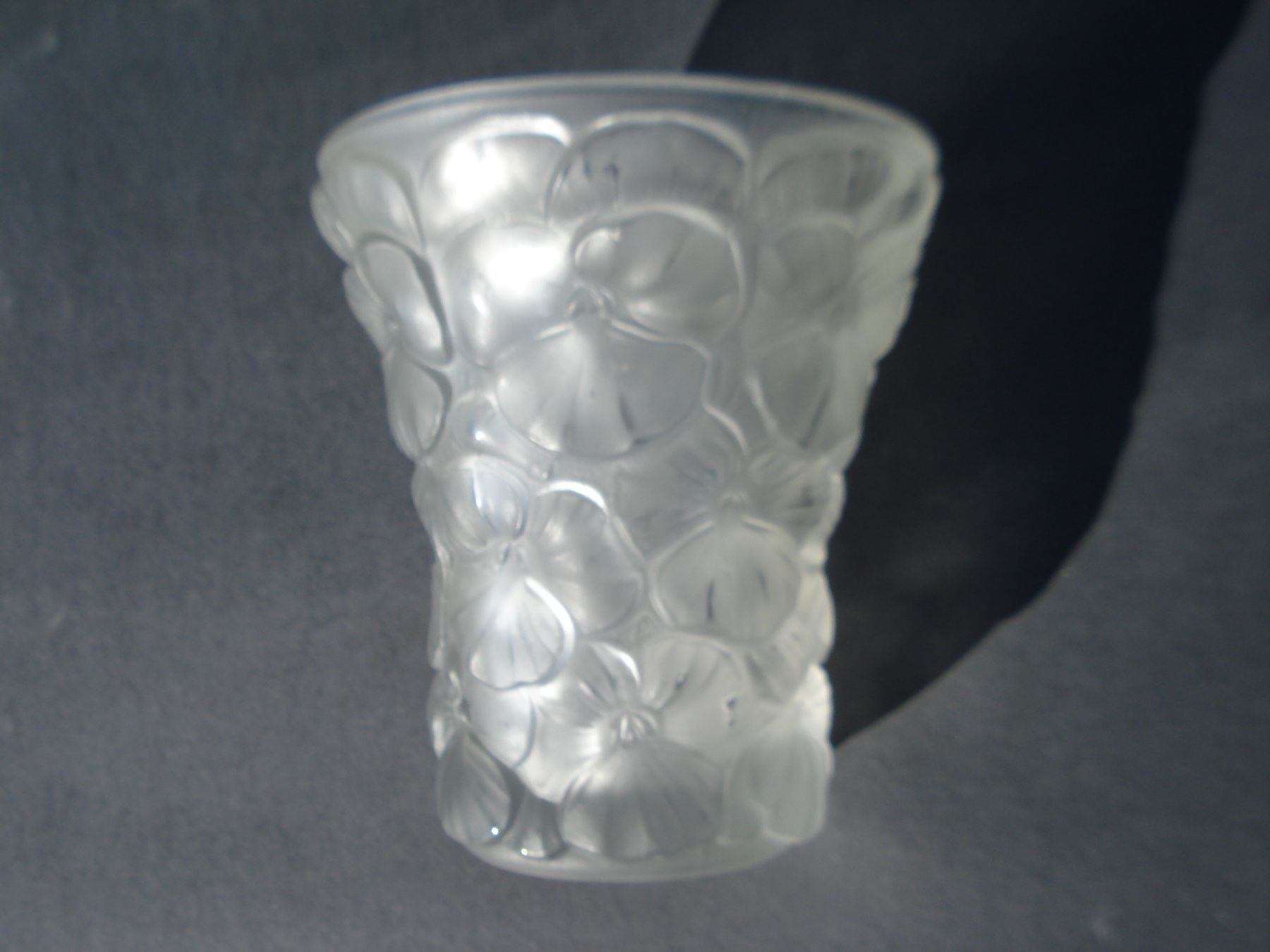 Vasen & Gefässe: Schöne Blumenvase Jugendstil – Gebraucht aus Basel von art.basel 3