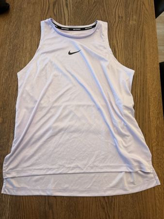 Damen Tanktop Nike Grösse S lila Dri-Fit 