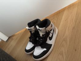Nike Air Jordan 1 High Sneakers