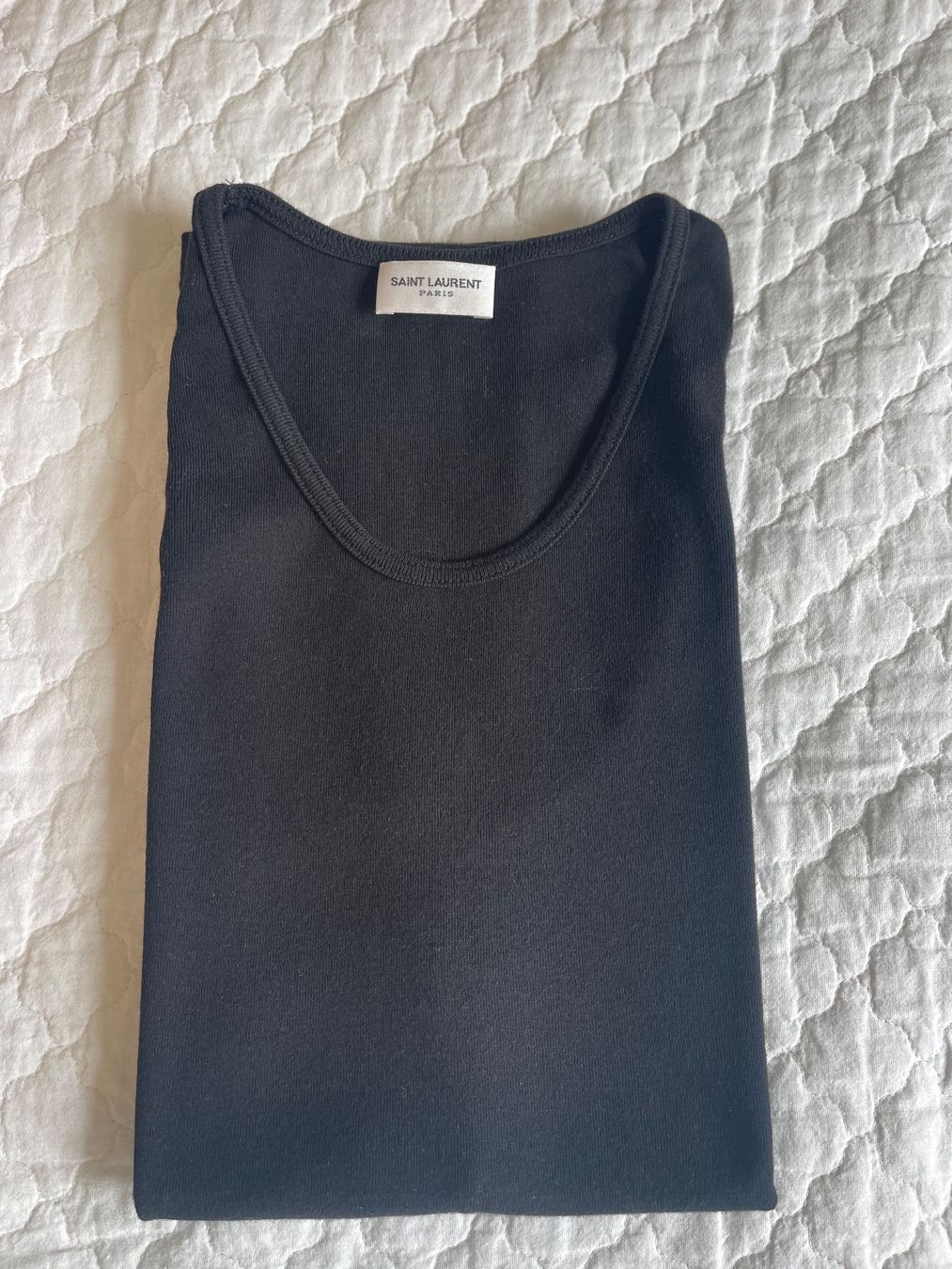 Saint Laurent Top: Schwarzes Tank Top von Saint Laurent – Usato da Zizers venduto da sarah_1987