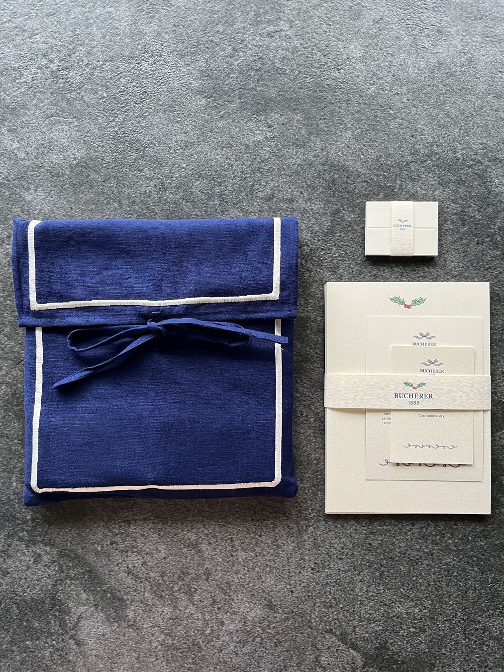 Set di tavolo e panche: BUCHERER Weihnachtsgeschenkbox, Tischset – Nuovo e nell'imballaggio originale da Kilchberg ZH venduto da Simple.Life 5