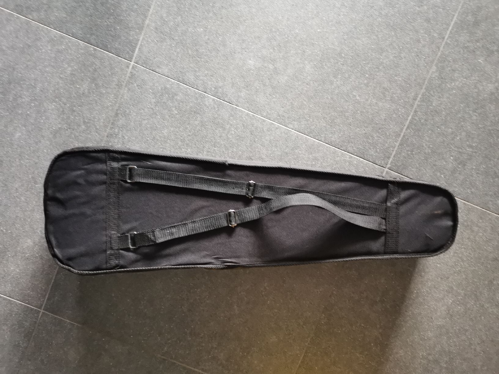 Instruments de musique: Violin case and bow – D'occasion à Rohrbachgraben par noisenomad 2