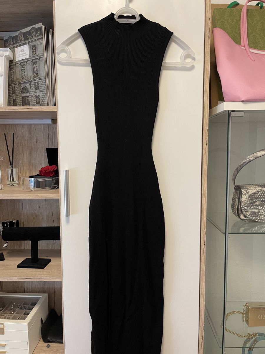 Bershka Kleider: Schwarzes Kleid von Bershka – Neu (gemäss Beschreibung) aus Uzwil von noe_9f9c
