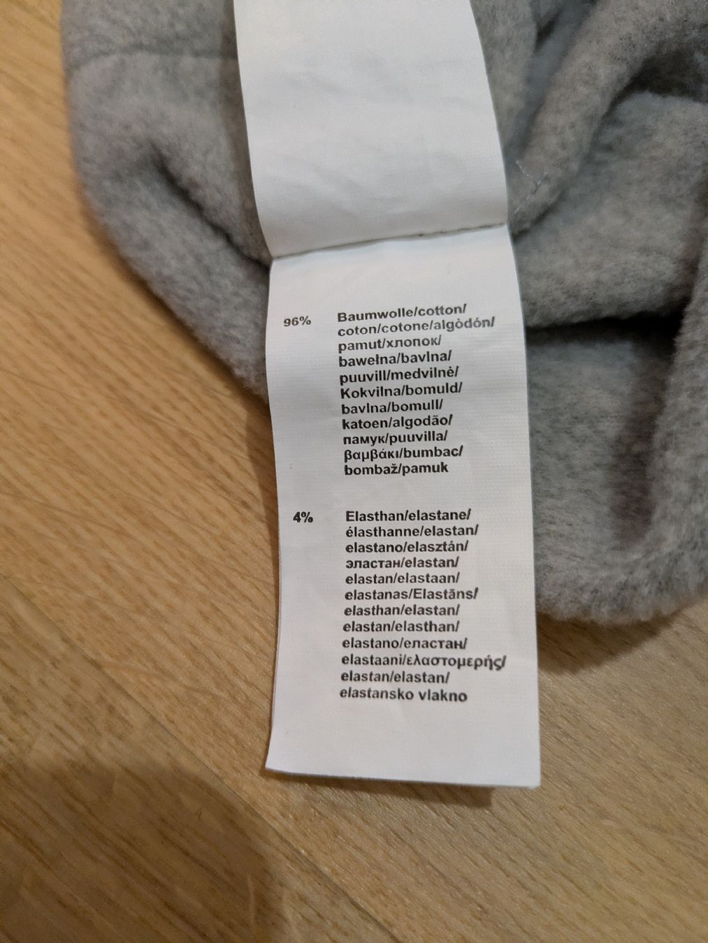 Maximo Altro abbigliamento per bambino: Mutze MAXIMO NEU – Nuovo e nell'imballaggio originale da Zürich venduto da chukye 3