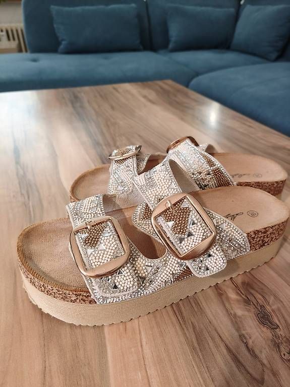Chaussures femmes: Pantoffeln chic – Neuf avec emballage d'origine à Kaisten par lys_zzy8