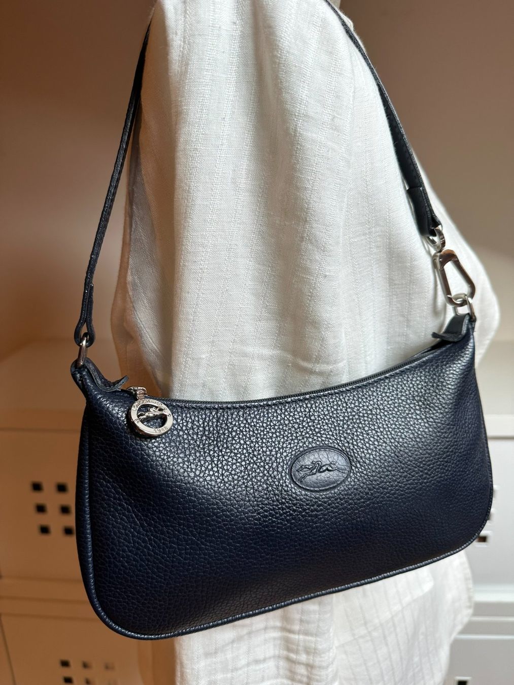 Longchamp Taschen für Damen: Longchamp sac baguette bleu nuit. – Gebraucht aus Bernex von euma1976 1