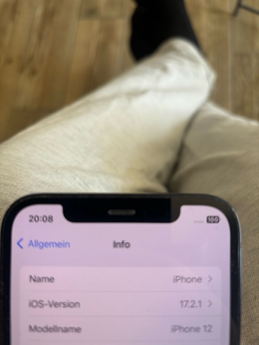 Apple Telefoni cellulari / Smartphones: Apple iPhone 12 128 GB schwarz  – Usato da Holderbank AG venduto da daniwase01 3
