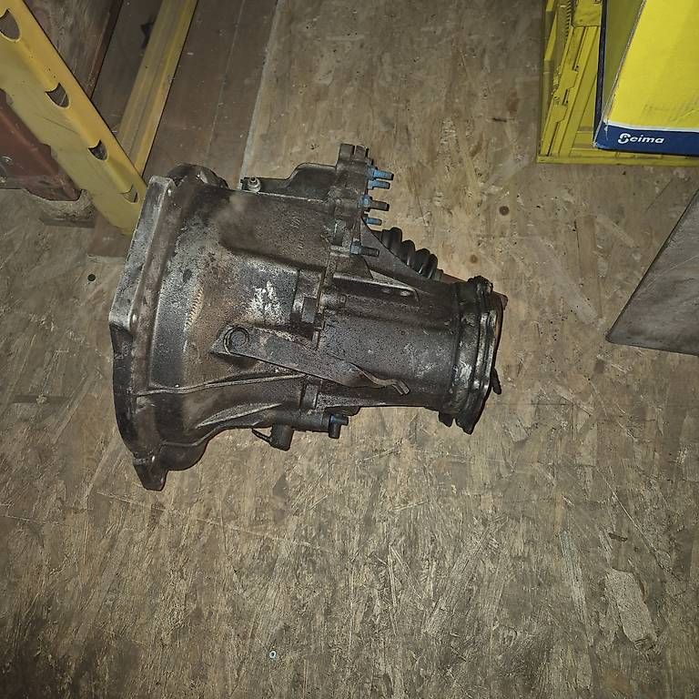 Tutti pezzi di ricambio auto: Ford Fiesta mk2 Getriebe – Usato da Münchwilen TG venduto da Gearbox69