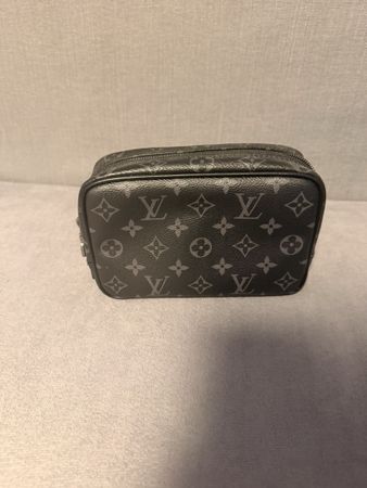 Poche Toilette PM Louis Vuitton