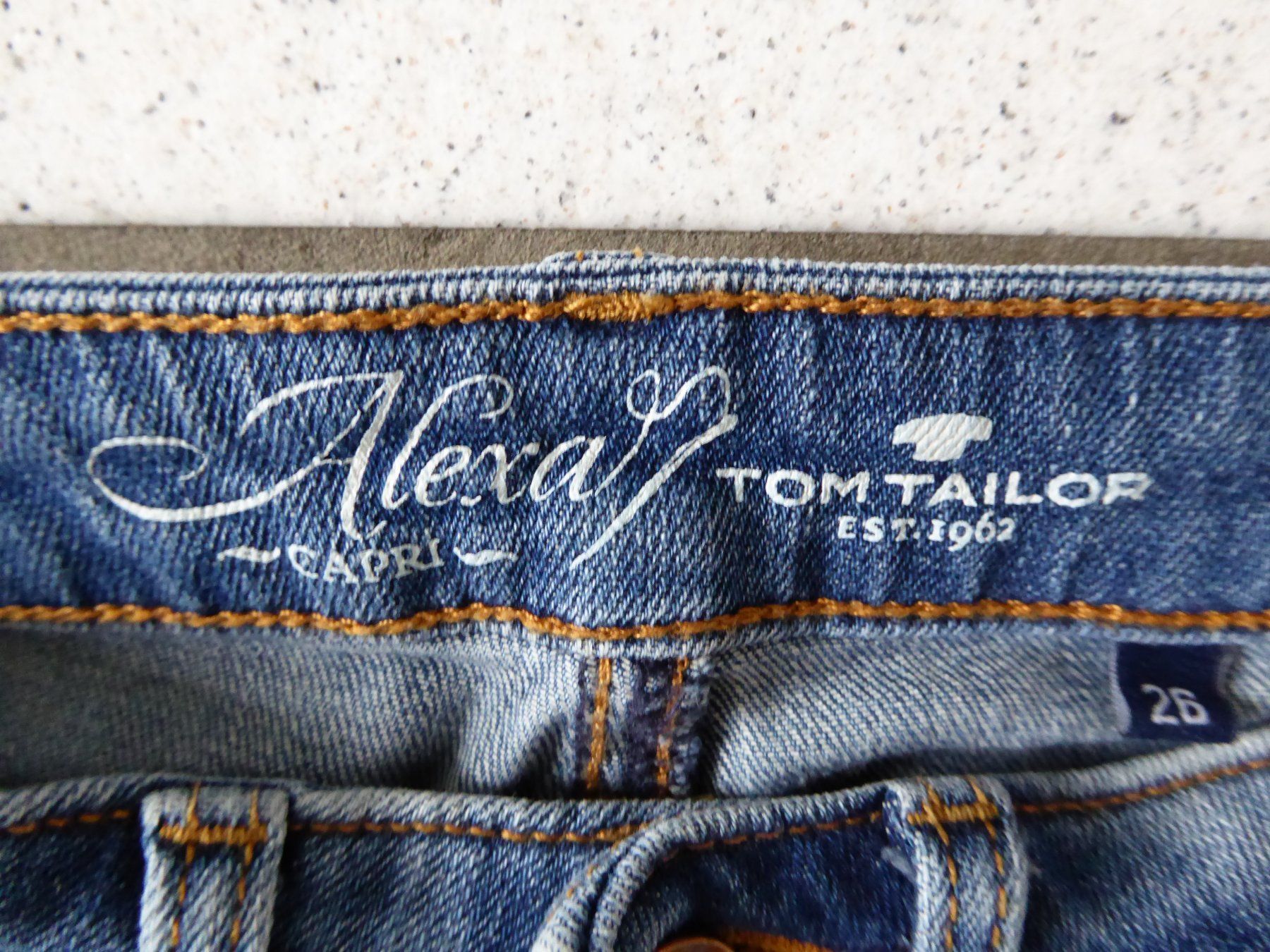 Jeans: Capri Jeans Tom Tailor Gr.26 – Usato da Neuenkirch venduto da Sommer_1968 2