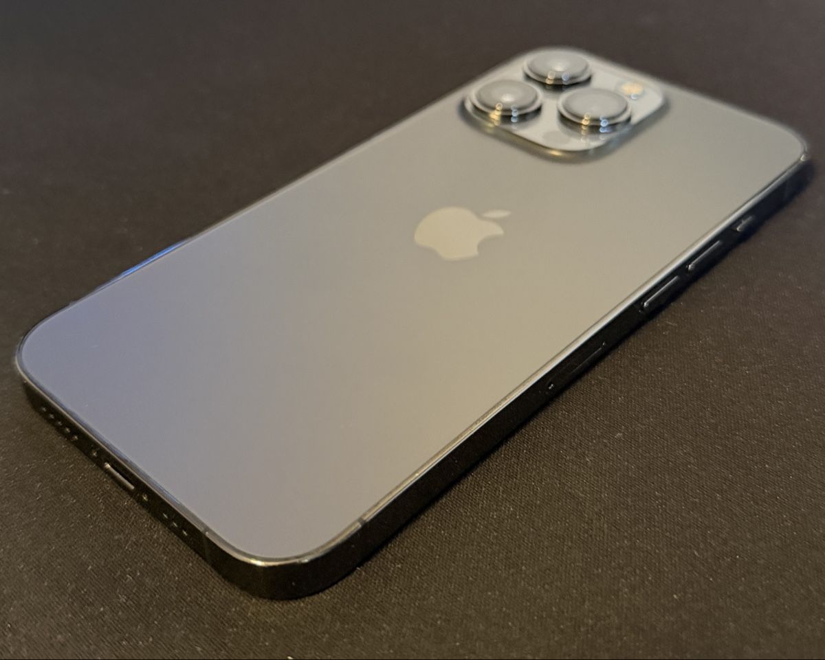 Apple Telefoni cellulari / Smartphones: iPhone 13 Pro 256 GB Graphite  – Nuovo (secondo la descrizione) da Uzwil venduto da cem_46k 3