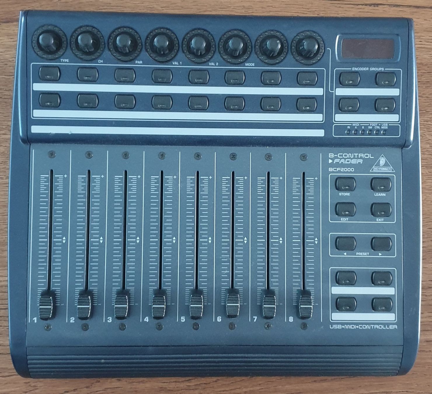 Behringer Console di mixaggio: Behringer B-Control BCF2000 – Nuovo (secondo la descrizione) da Recherswil venduto da bass-ted