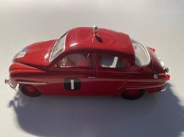 SAAB 96 Oldtimer Modell 1:43, rot