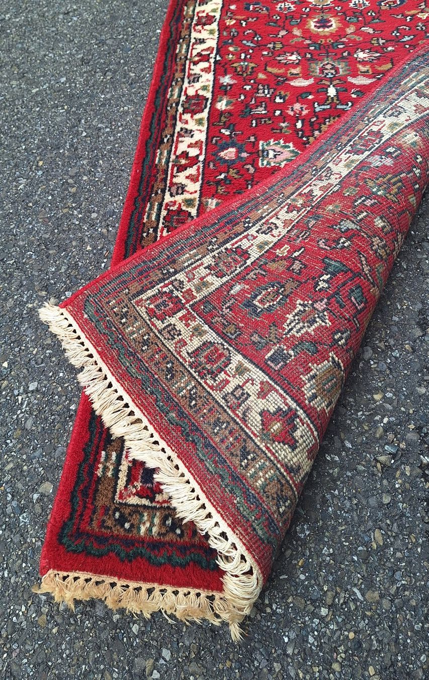 Tappeti: Roter Teppich Läufer – Usato da Weinfelden venduto da JoeBaer 1