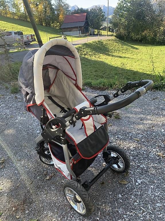Kinderwagen: Bergsteiger Capri Kinderwagen – Gebraucht aus Schönried von BigBlockV8 4