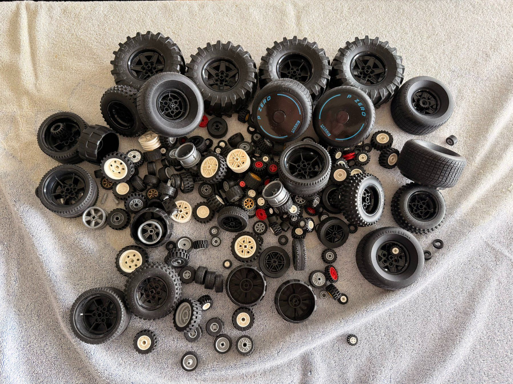 Lego Giocattoli: Lego Räder – Usato da Oftringen venduto da rohrstutz