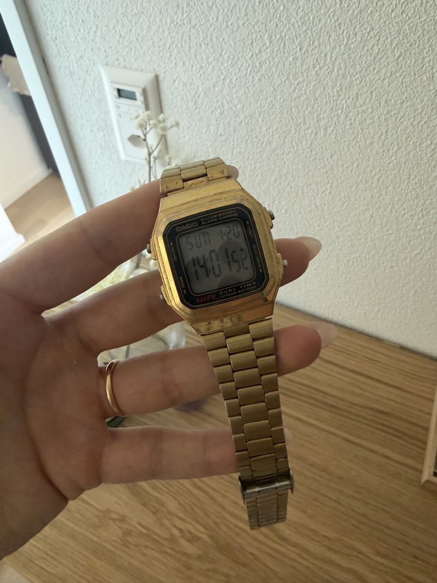 Casio Orologi: Casio A178W Gold Digital Watch Used Condition – Usato da Spreitenbach venduto da mcfp1912