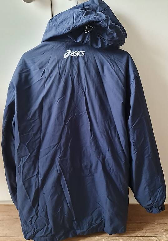 Giacche: Winterjacke Asics Gr.L – Usato da Balgach venduto da ste_wqc7 3