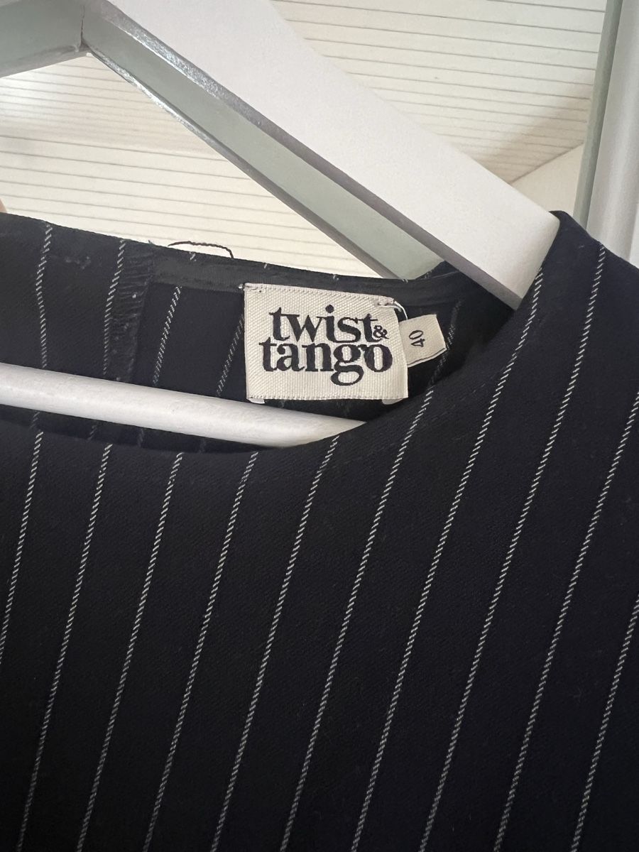 Vestiti: Elegantes Twist&Tango Kleid, Gr. 40 – Usato da Liebefeld venduto da nat_h5l8 2