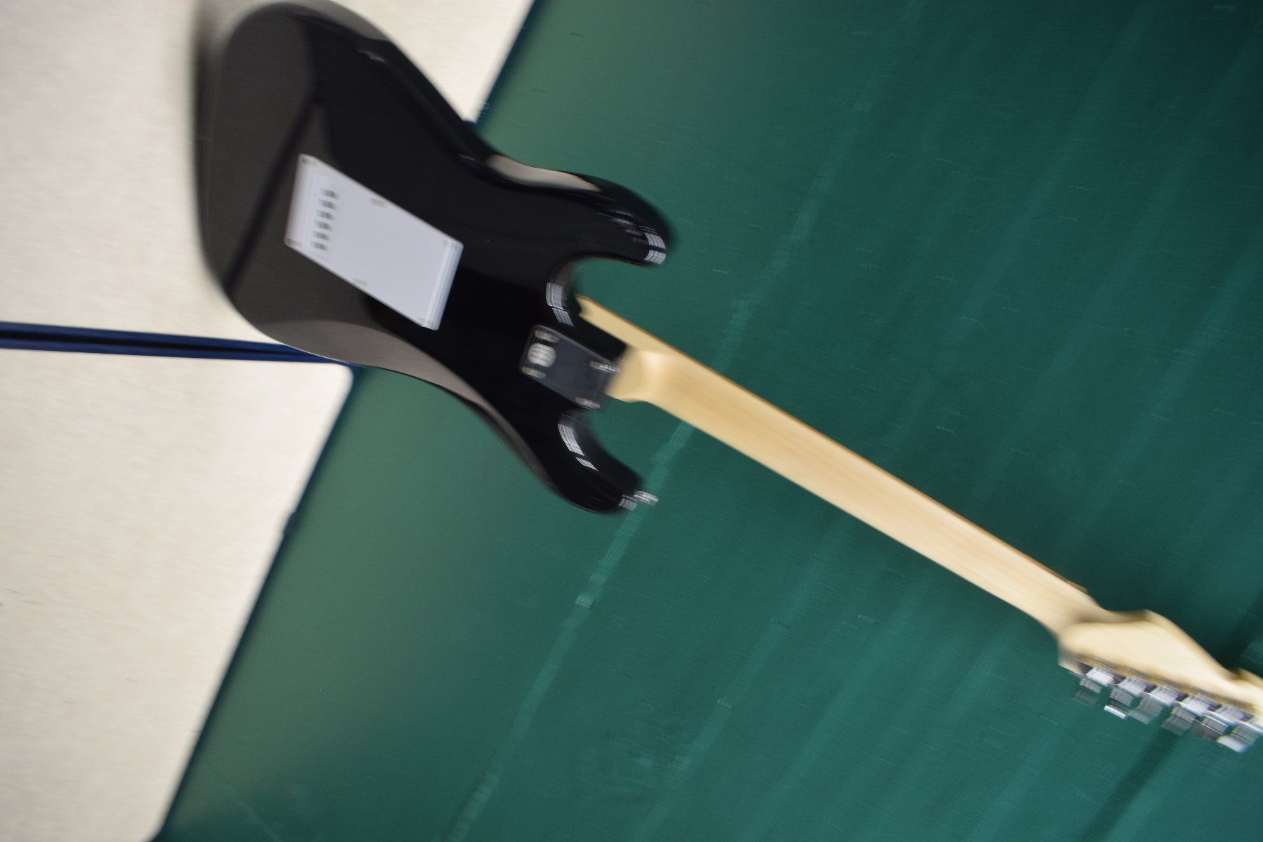 Musikinstrumente: E-Gitarre – Gebraucht aus Zürich von Brockito 3