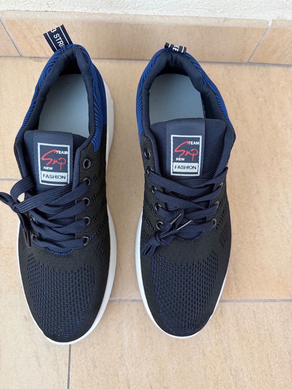 Scarpe da uomo: Baskets New Fashion, p.45 – Nuovo (secondo la descrizione) da St-Gingolph venduto da GoldenKeys 1