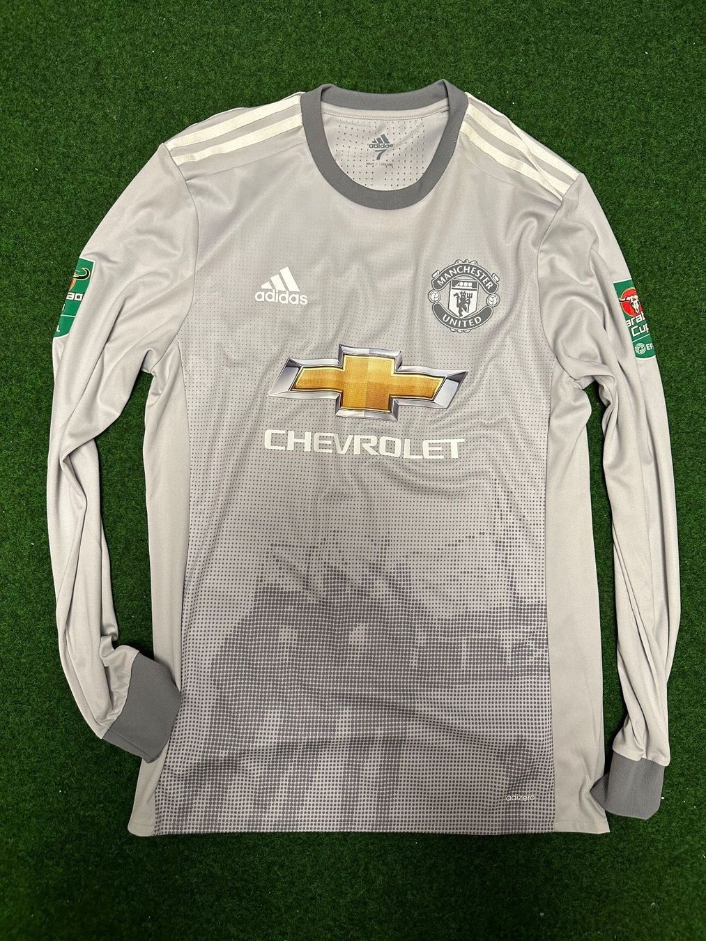 Adidas Canottiere & Pantaloni: Matchworn Manchester United – Usato da Chur venduto da Cdk1
