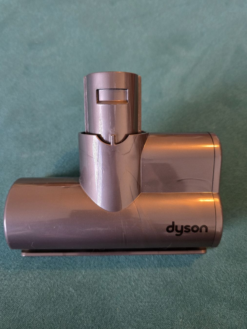 Dyson Altro per la casa: mini-brosse motorisée dyson V6 absolute+ – Usato da La Chaux-de-Fonds venduto da Elissa