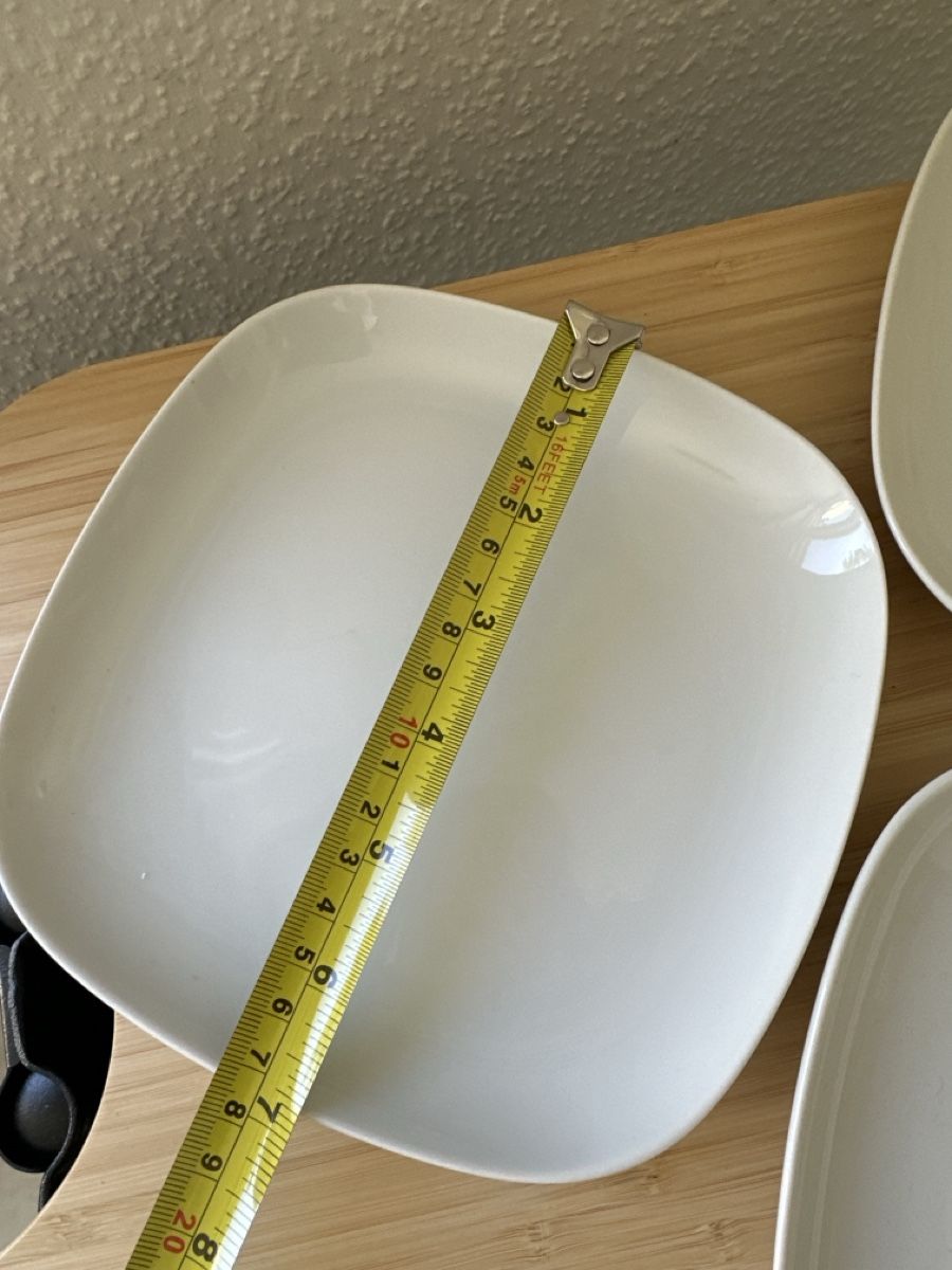 Ikea Piatti: 3 x IKEA 365+ White Square Plates - Great Condition - Spring – Usato da Zürich venduto da car_68nt 2