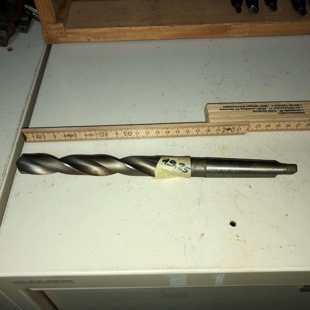 Tutti gli attrezzi: Spiralbohrer mit Morsekonus - 19.25mm – Usato da Winterthur venduto da Aristide13