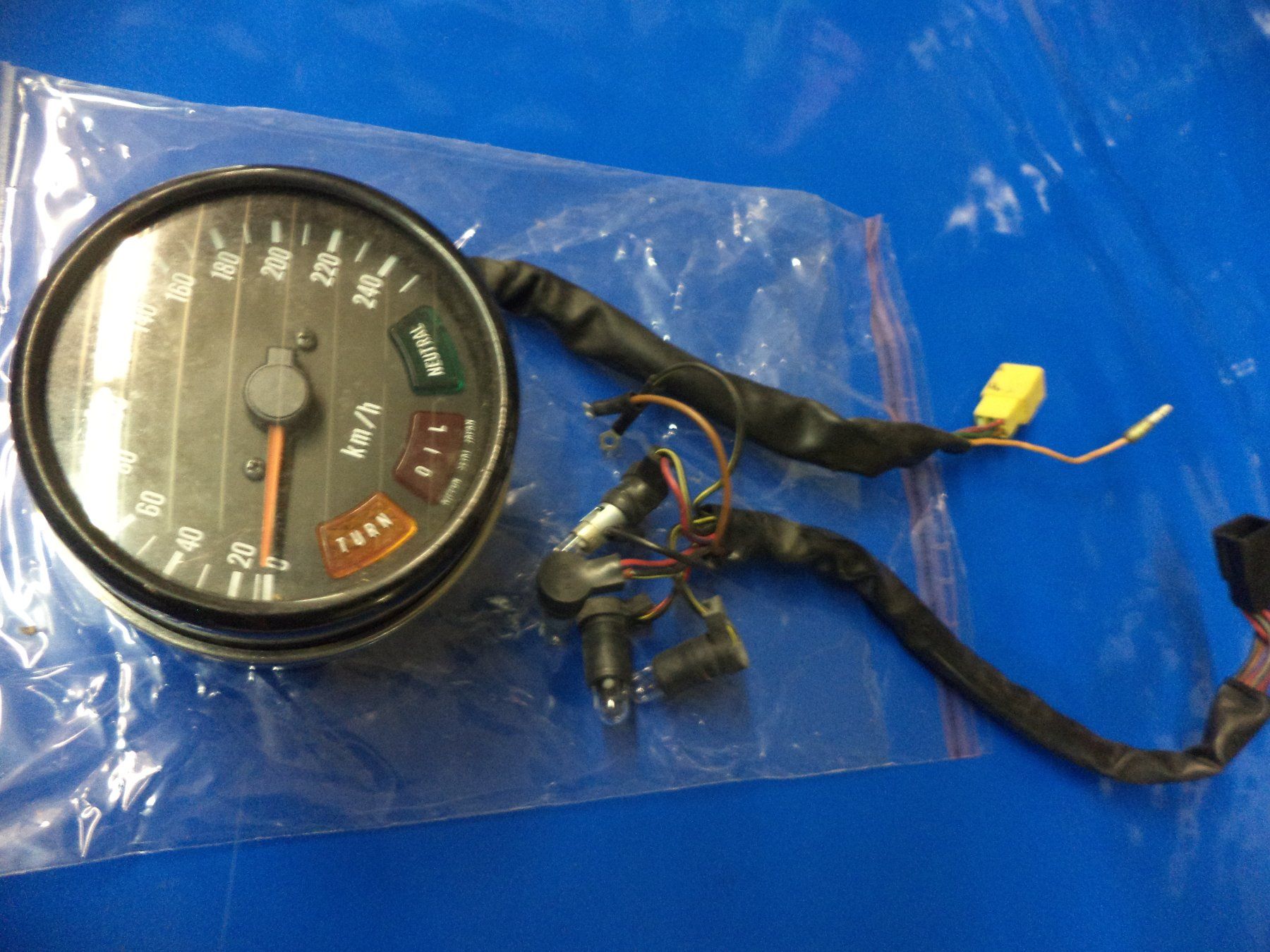 Kawasaki Alle Motorradersatzteile: Kawasaki Tach0 1000J und LTD – Gebraucht aus Oetwil am See von Avenger07 2