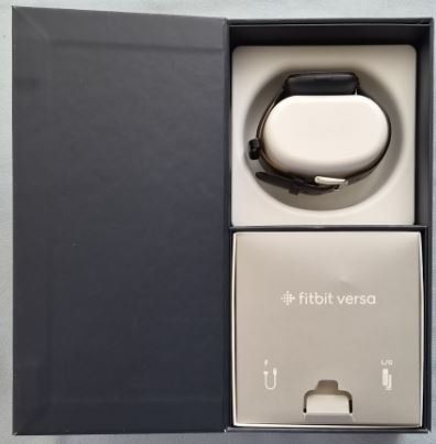 Fitbit Smartwatch: Fitbit VERSA Smartwatch – Usato da Egolzwil venduto da Franklin61 2