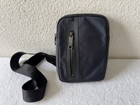 Lacoste Umhängetasche