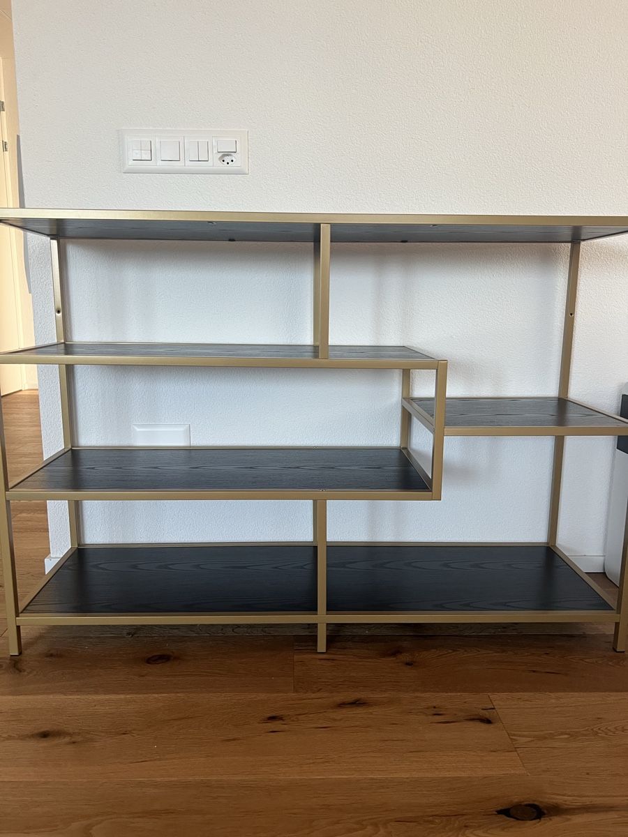 Conforama Scaffali: Regal Metall Gold Schwarz Holz – Usato da Luzern venduto da nadja_imf 1