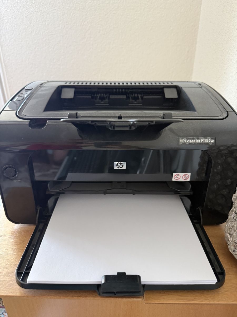 Hewlett Packard Stampanti: Laserdrucker HP LaserJet P1102w gebraucht  – Usato da Adliswil venduto da misdemeanor2