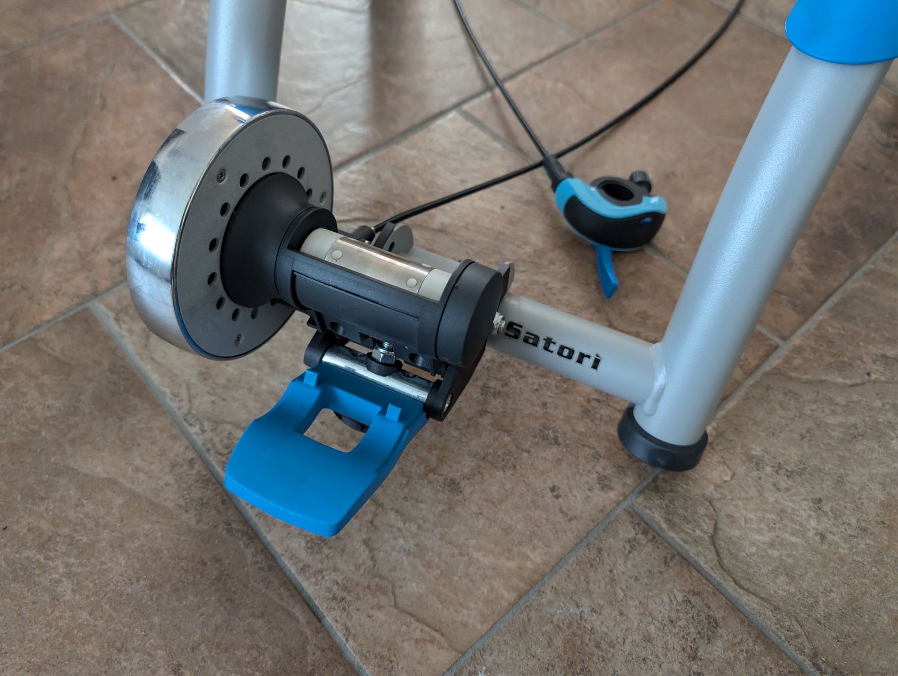 Tacx Vélos d'appartement: Tacx Satori Rollentrainer – D'occasion à Oberhasli par Sepp33 1