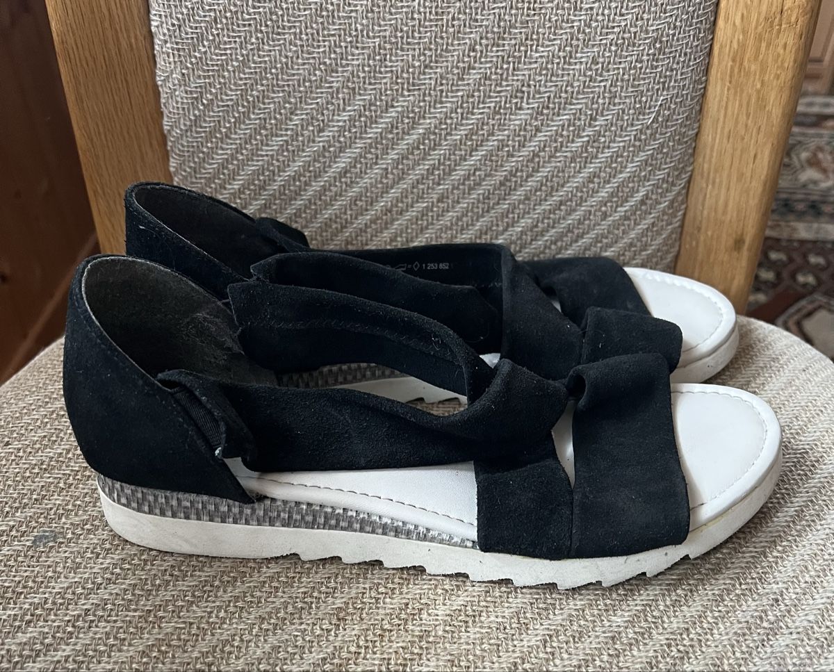 Damenschuhe: Sandalen Gr. 41 – Gebraucht aus Heitenried von Kaeser1992